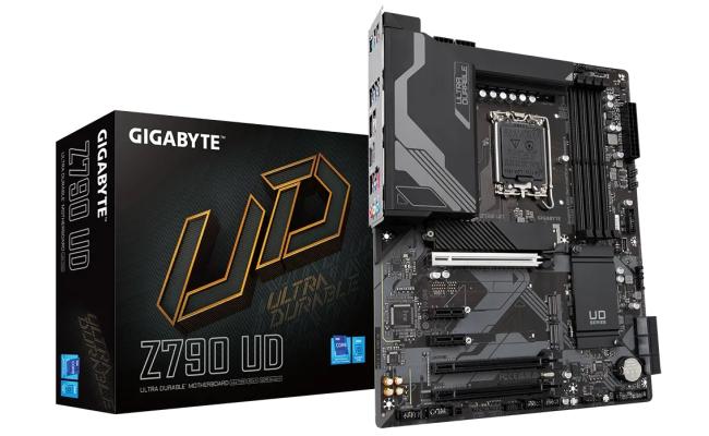 GIGABYTE Z790 UD, Intel 13th 12th Series, LGA 1700/DDR5/PCIe 5.0/3xM.2 - ATX Gaming MotherBoard