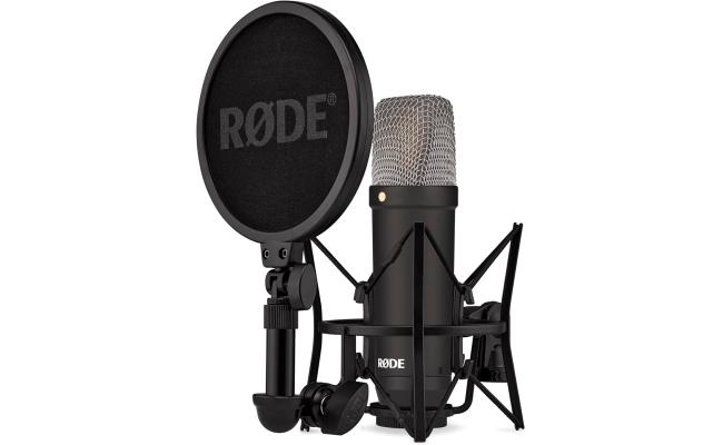 RØDE NT1 Signature Series Condenser Microphone with SM6 Shockmount and Pop Filter - Black RØDE NT1 Signature Series Condenser Microphone with SM6 Shockmount and Pop Filter - Black