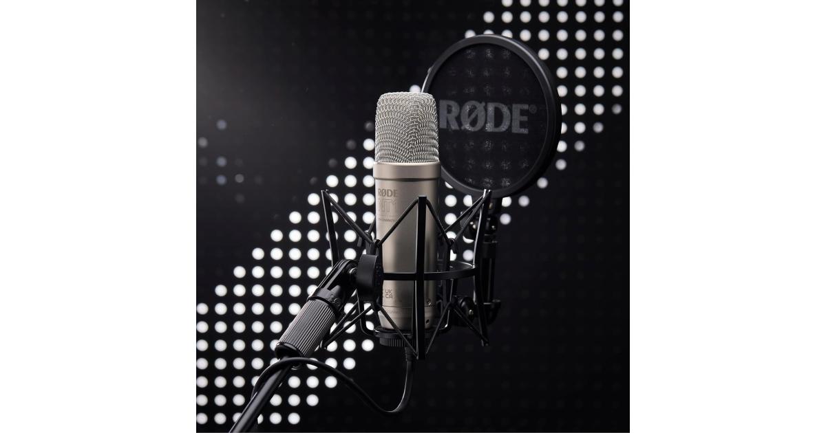 Rode NT1 5th Generation Condenser Microphone with SM6 Shockmount and ...