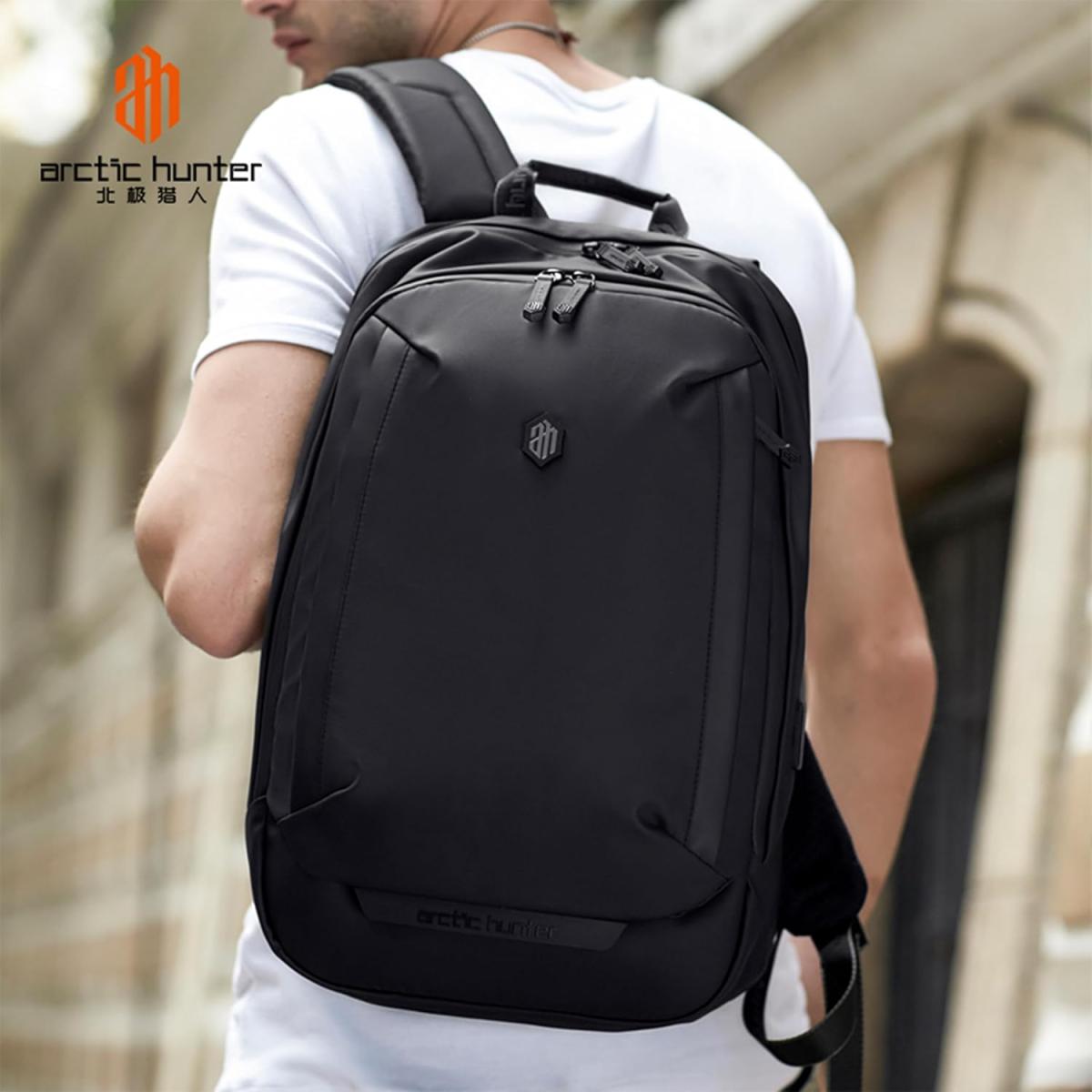 Arctic Hunter Anti-Theft 15.6 Inch Water Resistant Shoulder Bag with Multi-Pockets with Built in USB Port for Men And Women, Black Arctic Hunter Anti-Theft 15.6 Inch Water Resistant Shoulder Bag with Multi-Pockets with Built in USB Port for Men And Women, Black