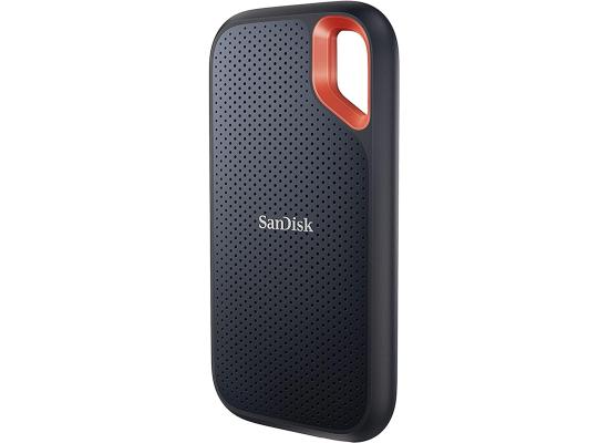 SanDisk 2TB Extreme Portable SSD -  USB-C, USB 3.2 Gen 2, IP65 Water and Dust Resistance, Updated Firmware - External Solid State Drive - SDSSDE61-2T00-G25, 1050MB/s Read / 1000MB/s Write