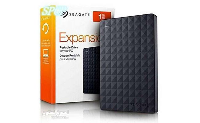 Seagate Expansion 1TB USB 3.0 Portable External Hard Drive, Black